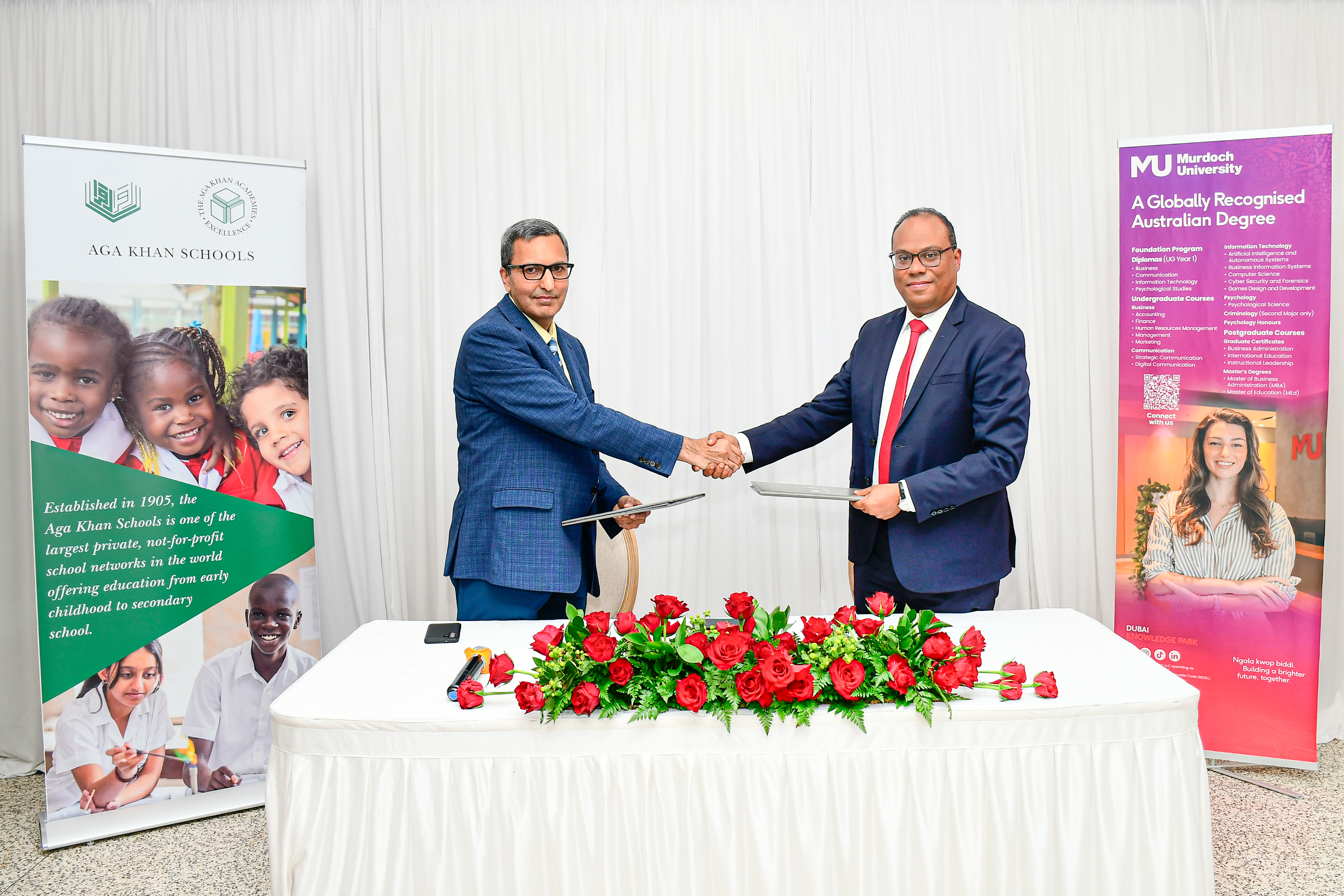 Dr Rahim Somani, General Manager of AKS, and Dr Mohamed Bamatraf, Executive Director of Murdoch University Dubai, signing the Memorandum of Understanding