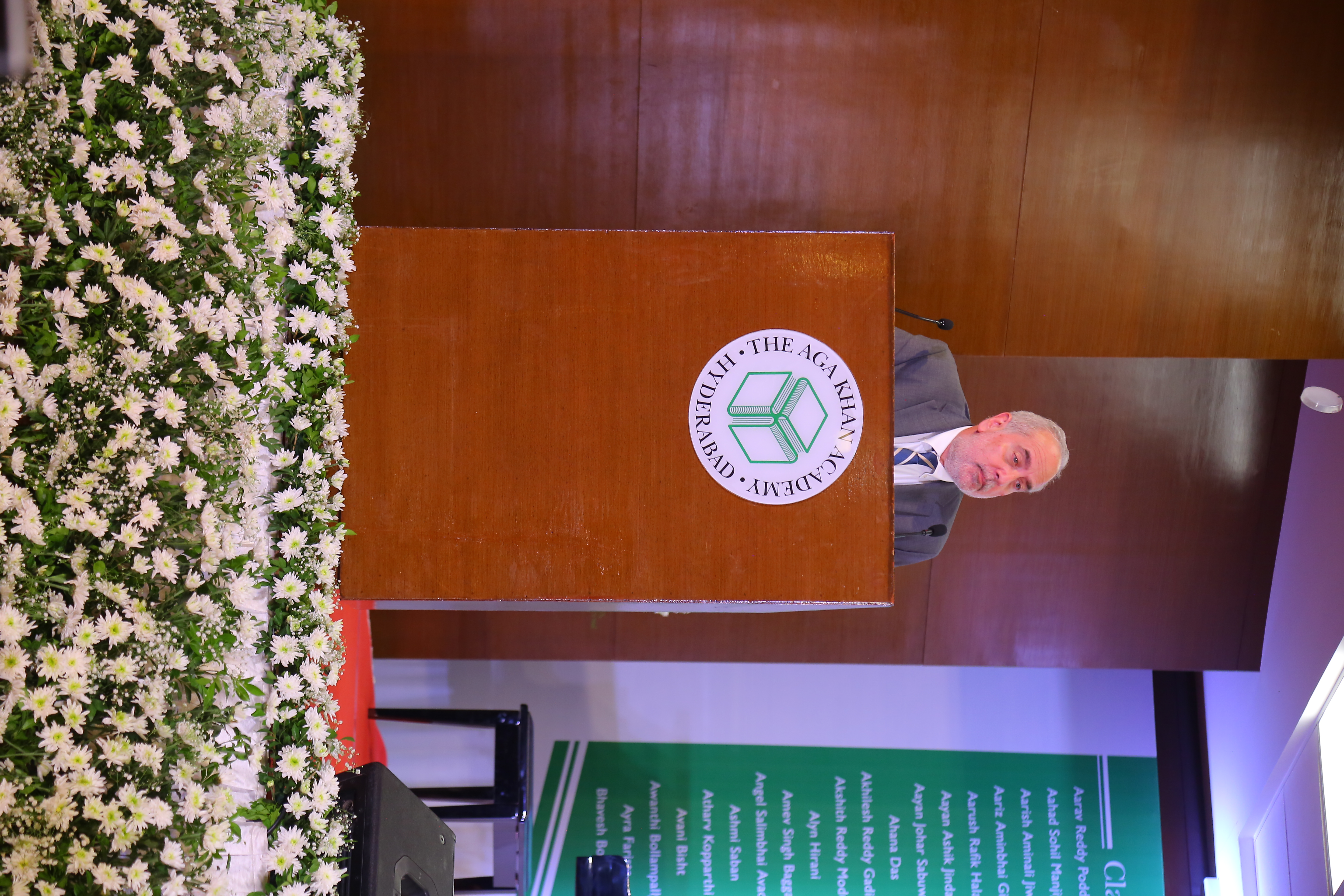 Dr Juan González, Vice Provost for Global Engagement at The University of Texas at Dallas delivering the keynote address.