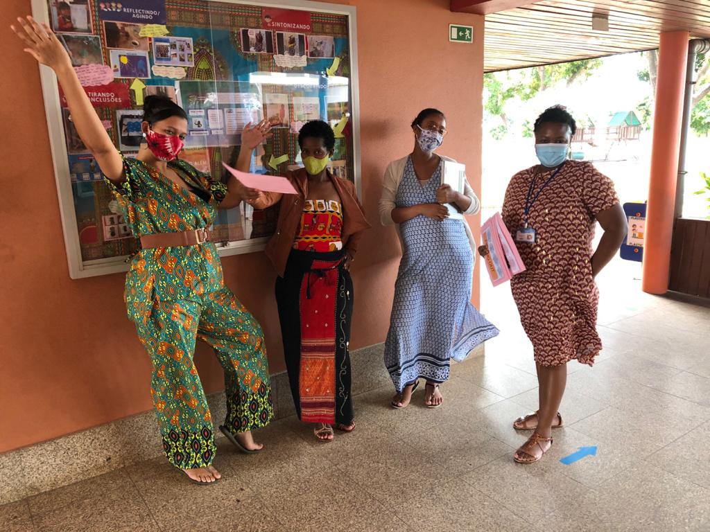 AKA Maputo JS teachers in capulana outfits to commemorate their celebration of Marrabenta