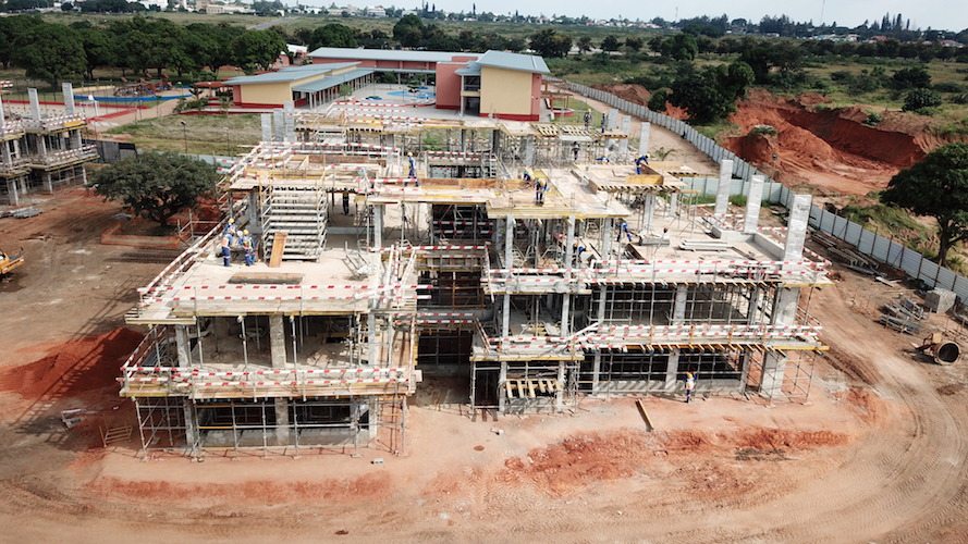 AKA Maputo construction May 2018