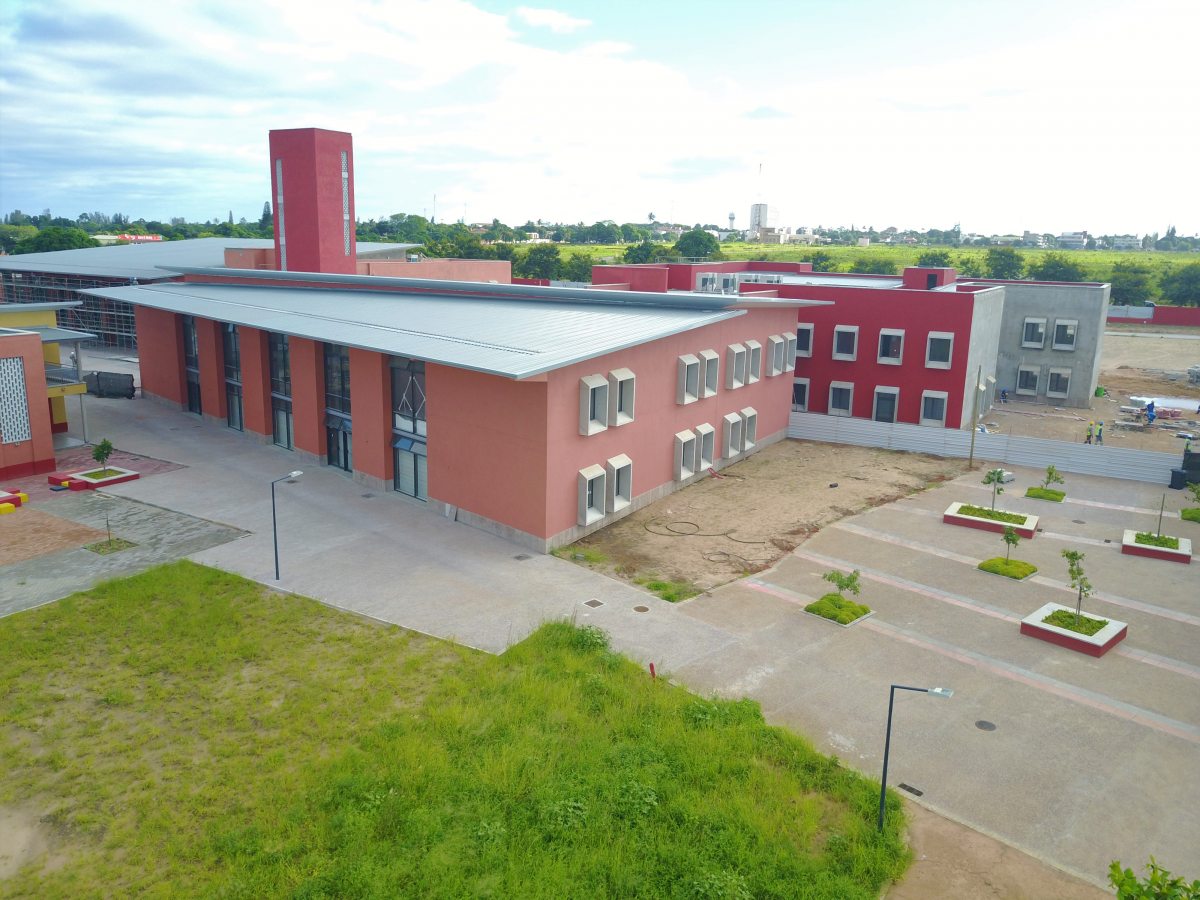 Senior School library on left and Health and Wellness Centre behind