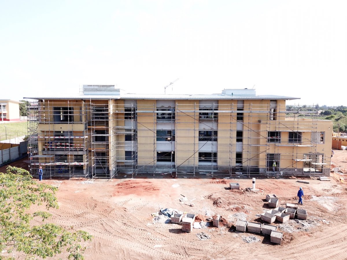 AKA Maputo construction October 2018