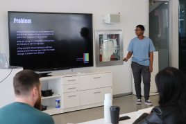 Denilson presenting his project